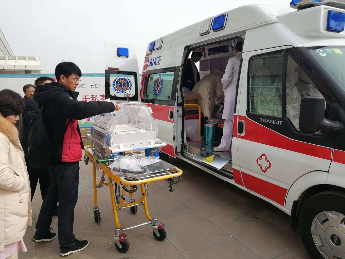 个旧市救护车转院